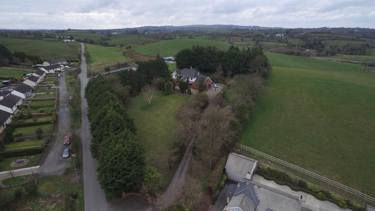 Pinewood Lodge Guest House Omagh Exterior foto