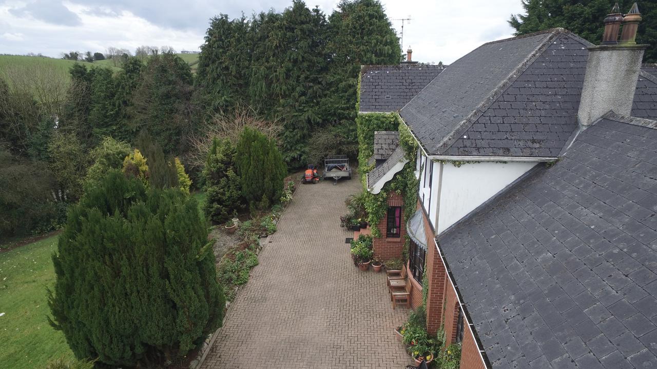 Pinewood Lodge Guest House Omagh Exterior foto